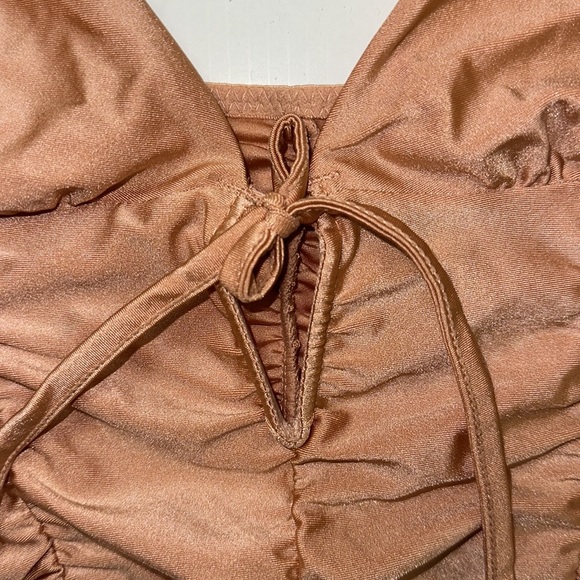 Out From Under Top - Picture 2 of 7